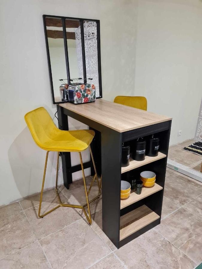 Chez Karine - Appartement Lédenon Eksteriør bilde